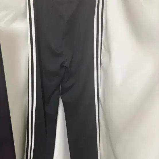 [BUNJANG] Adidas Originals Firebird Track Pants Black L / 아디다스 오리지널스 파이어버드 트랙팬츠 블랙 100(L)