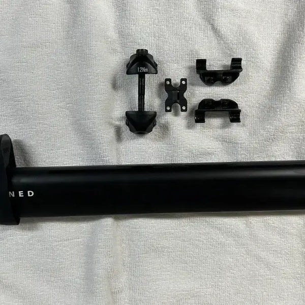 [BUNJANG] Refined Road Carbon Seatpost Black / 리파인드 로드 카번 싯포스트