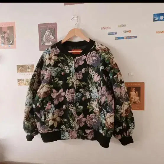 [BUNJANG] Vintage Jacquard Flower Bomber Jacket / 빈티지 자가드 쟈가드 플라워항공점퍼