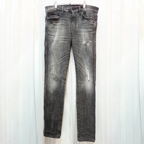 [BUNJANG] Diesel Vintage Washed Distressed Black Jeans 33 Inch / 33인치 디젤 빈티지 워싱 디스트레스드 블랙 진 C569