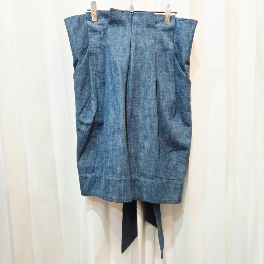 [BUNJANG] 3.1 Phillip Lim 27-Inch Pintuck Detail Denim Skirt / 27인치 3.1 필립림 핀턱 디테일 데님 스커트 C571