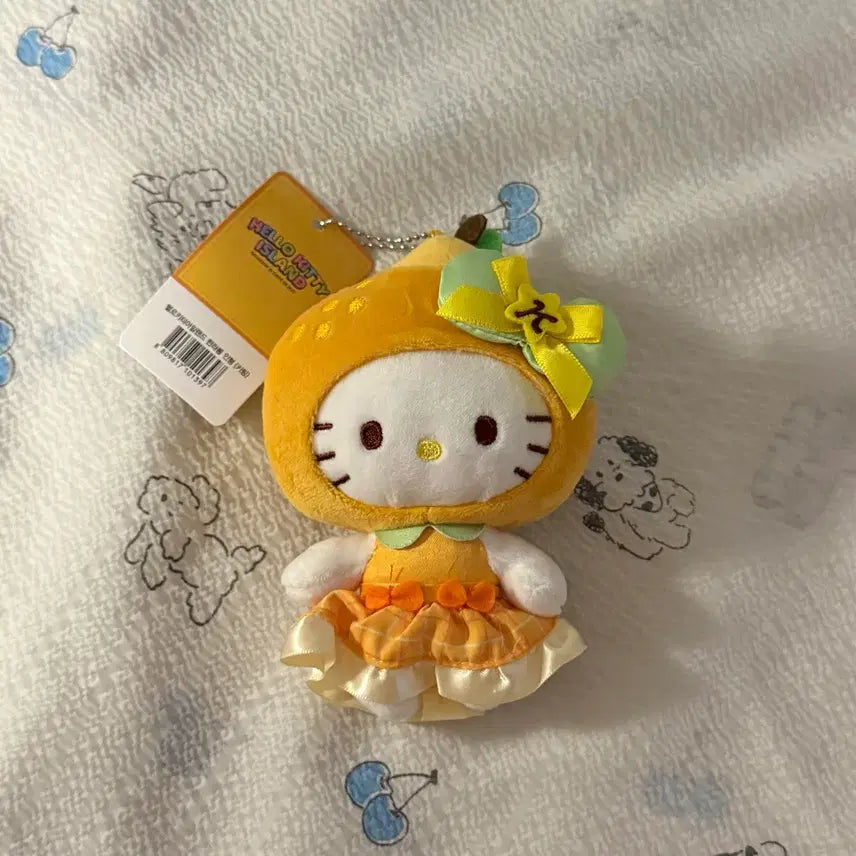 [BUNJANG] Hello Kitty Jeju Hallabong Keyring Plush Doll / (새상품) 헬로키티 제주 한라봉 키링 인형