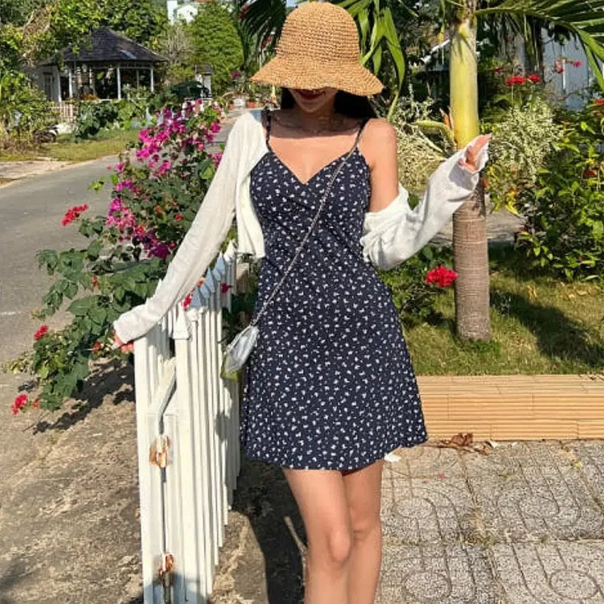 [BUNJANG] Floral Sleeveless Mini Dress + Cardigan Set / 플라워 나시 미니원피스+가디건 세트 키작녀원피스 뷔스티에 데이트룩 여행룩