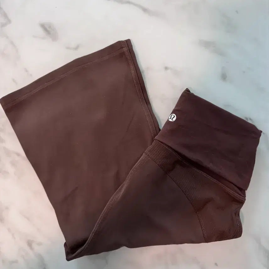 [BUNJANG] Lululemon Groove Foldover Waist Flare Pants S Lava Cake / 룰루레몬 그루브 폴드오버 웨이스트 플레어드 팬츠 S