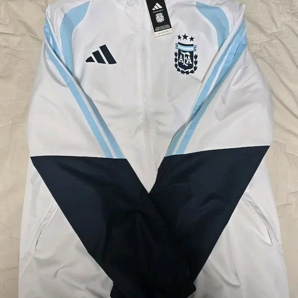 [BUNJANG] Adidas Argentina Windbreaker L New / 아디다스 아르헨티나  바람막이 L 새상품
