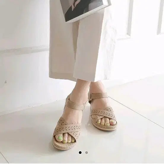 [BUNJANG] Olli Women's Cushion Wedge Sandals (240) / 올리 여성 쿠션 웨지 샌들 240
