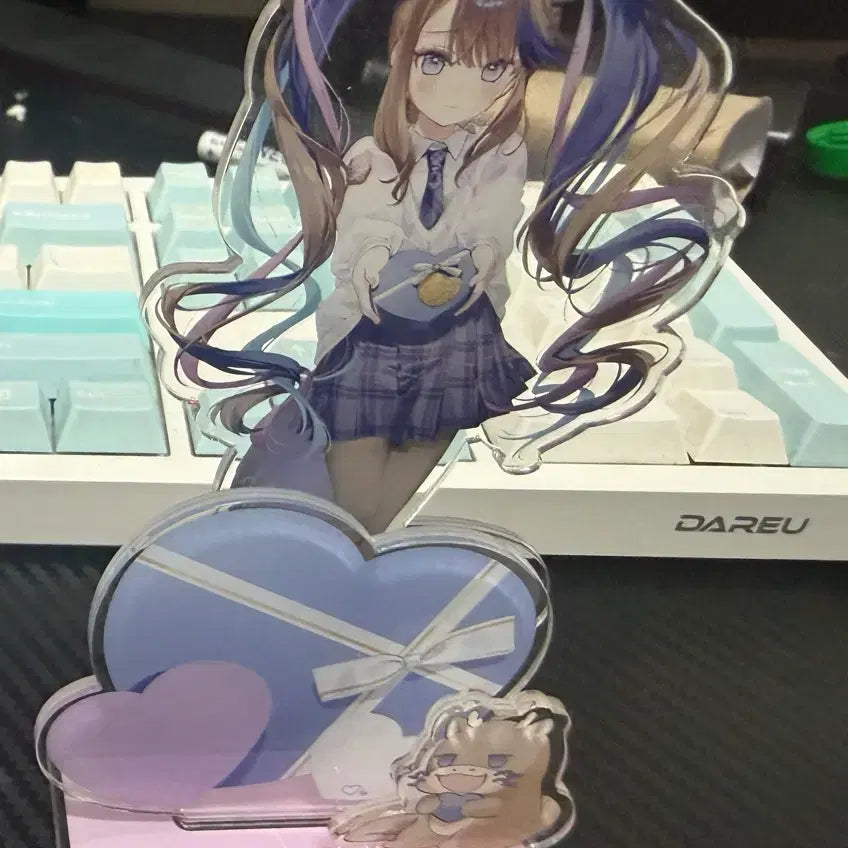 [BUNJANG] Airi Kanna Valentine Acrylic Stand & Student ID Set / 아이리 칸나 발렌타인 아크릴 스탠드,학생증 팝니자