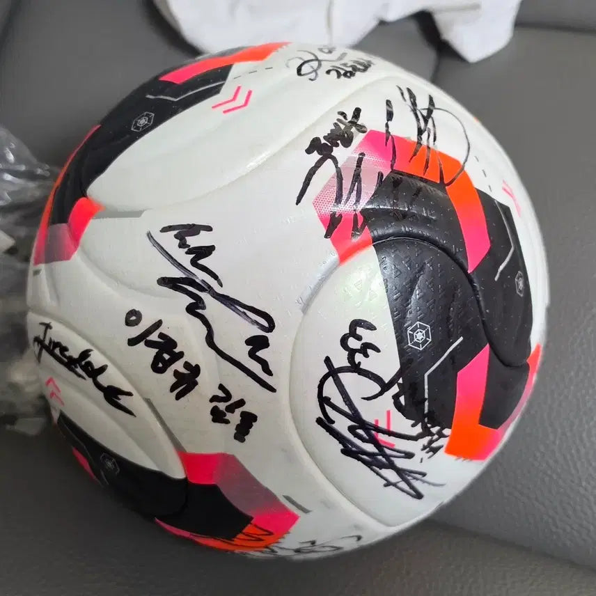 [BUNJANG] Gwangju FC Official Signed Football / 광주fc 공인구 싸인볼