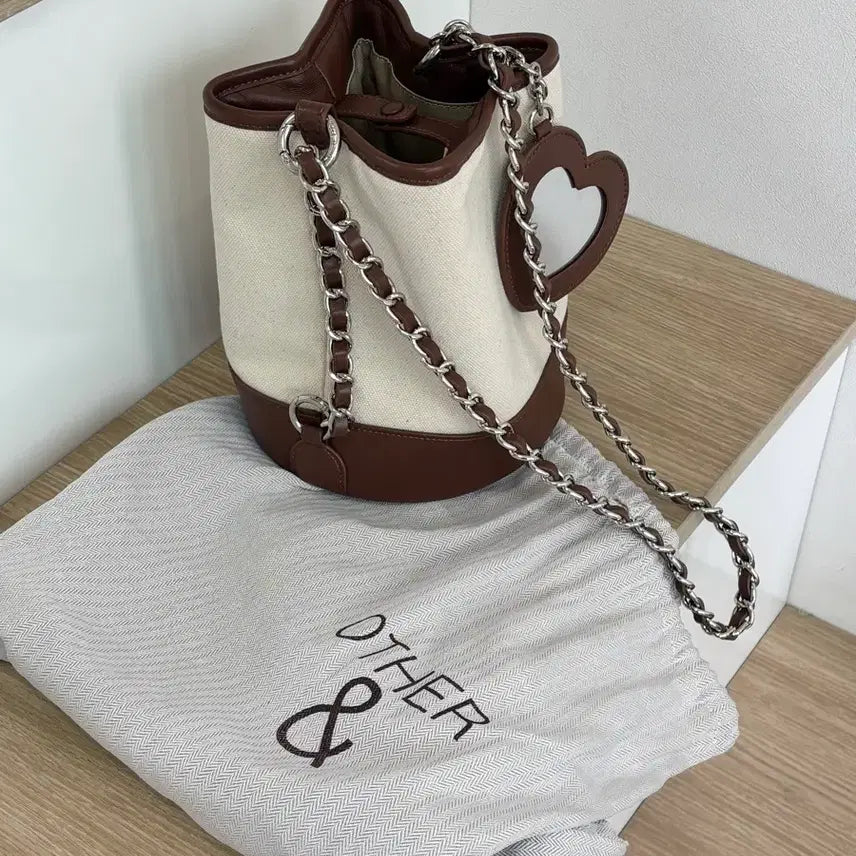 [BUNJANG] ADER error Canvas Bucket Bag Shoulder Bag Crossbody Bag / 아더앤드 로제 캔버스 브라운 가방 버킷백 숄더백 크로스백 미니백