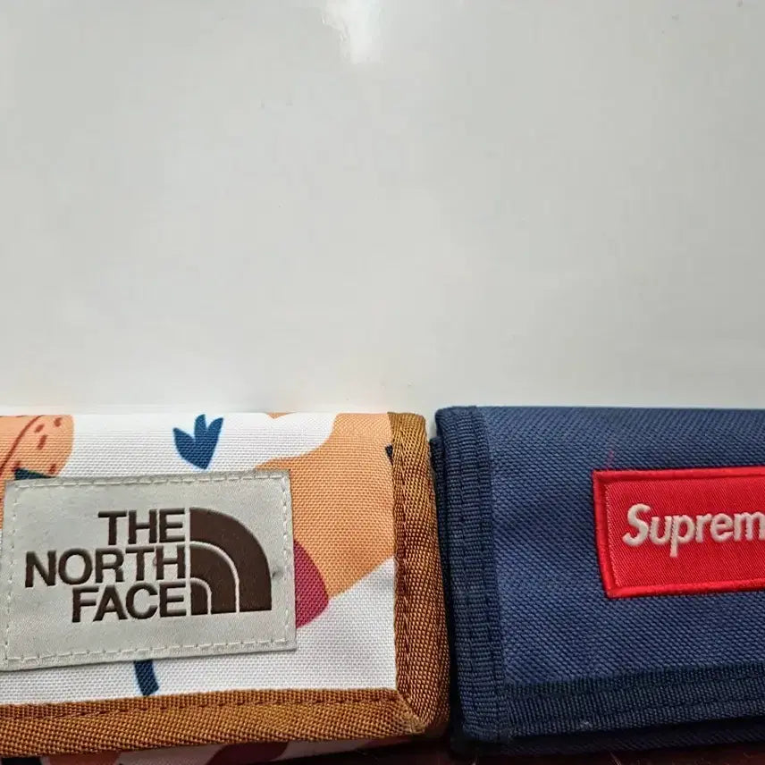 [BUNJANG] The North Face Supreme Tri-Fold Wallet / 더 노스페이스 슈프림 지갑