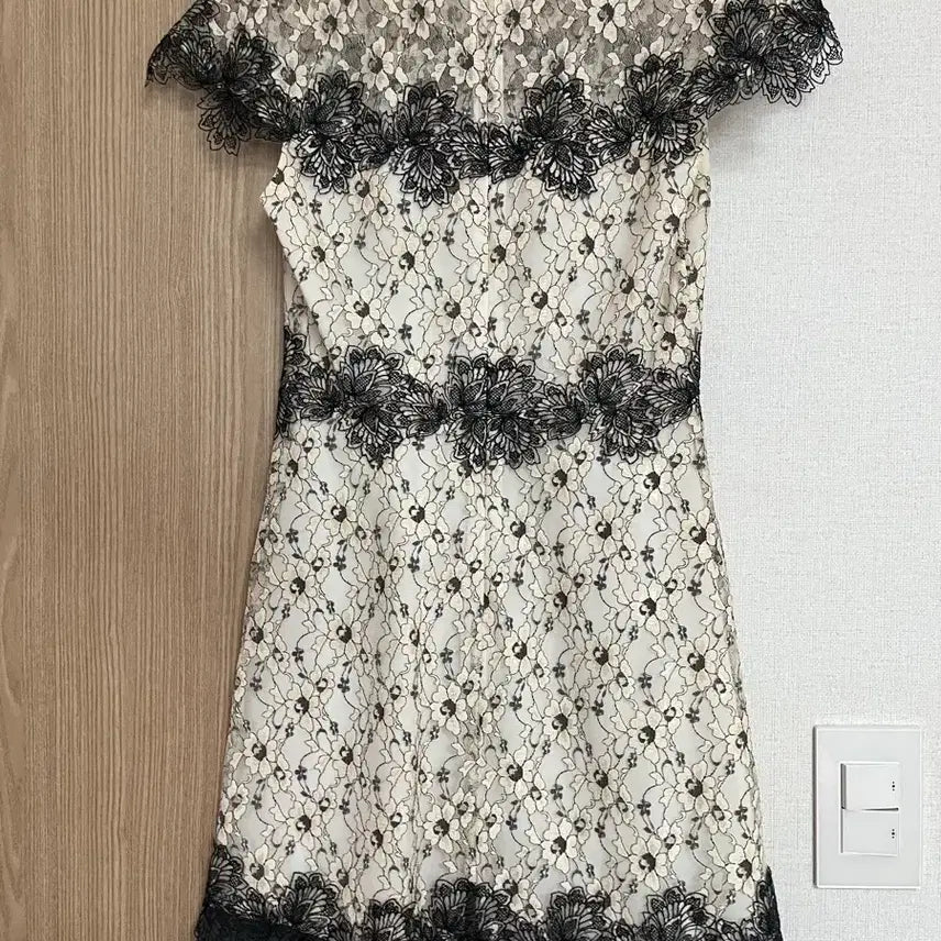 [BUNJANG] Sandro Lace Dress / 산드로 원피스