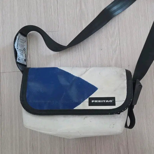 [BUNJANG] Freitag HAWAII Crossbody Bag / 프라이탁 HAWAII