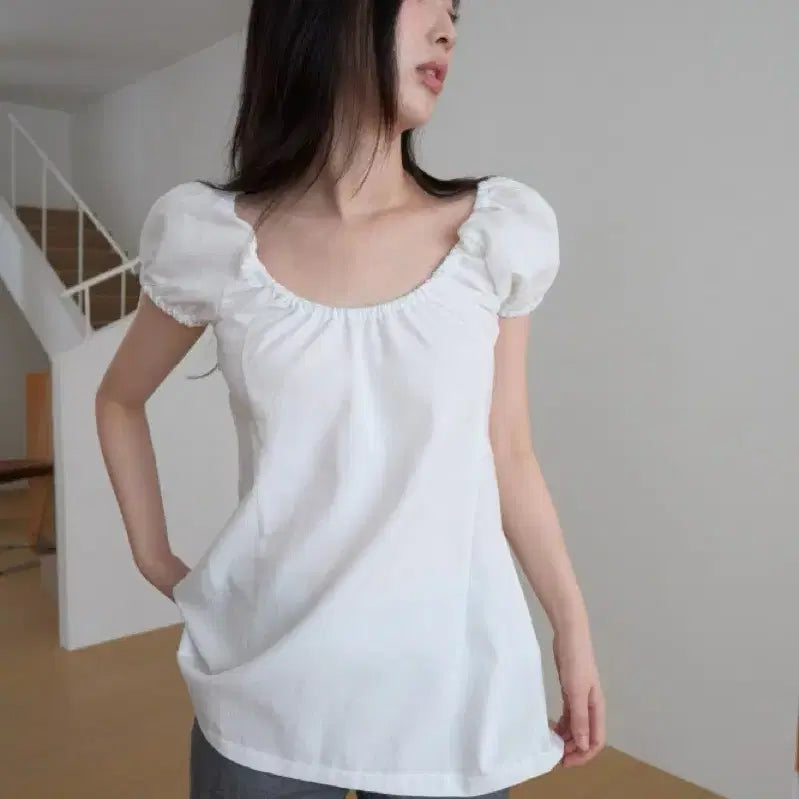 [BUNJANG] SoEz Off-Shoulder Blouse / 소에즈 오프숄더 블라우스