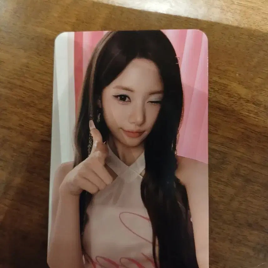 [BUNJANG] RESCENE Rene Lucky Draw Photocard / 리센느 리브 공방포토카드 양도