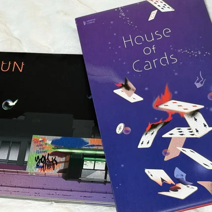 [BUNJANG] BTS (Bangtan Boys) Album RUN & House of Cards Lyric Book Bundle / 방탄소년단 앨범 RUN / House Of Cards 가사 책