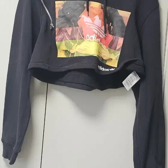 [BUNJANG] Adidas Cropped Hoodie Black / 아디다스 크롭 후드티 블랙
