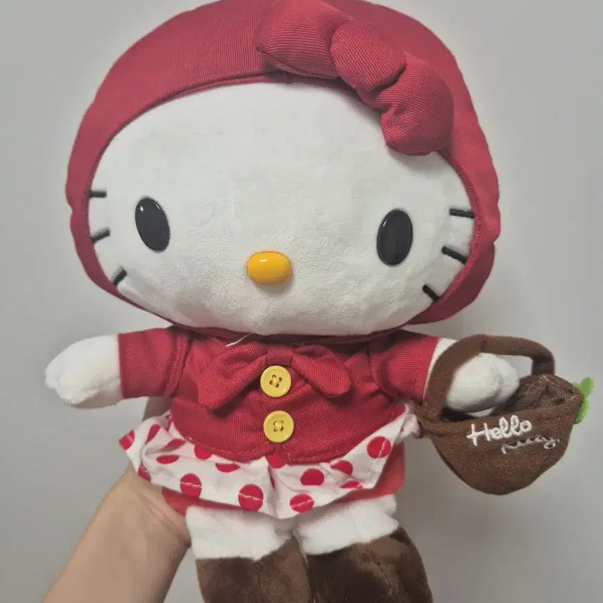 [BUNJANG] Sanrio Hello Kitty Red Hood Red Cape Plush Doll / 산리오 헬로키티 빨간모자 빨간망토 인형
