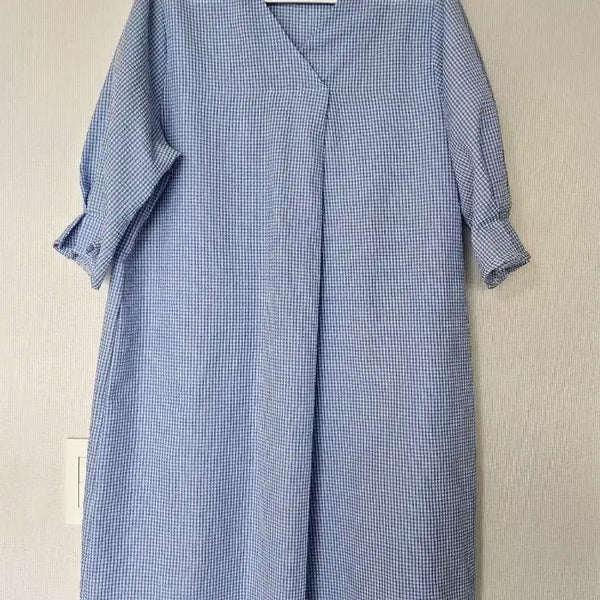 [BUNJANG] Blue Plaid V-Neck Midi Dress / 체크무늬 브이넥 원피스