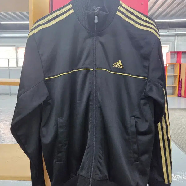 [BUNJANG] Adidas Track Top Black Gold Logo Three Stripes / 아디다스 트랙탑 검정 금색 로고 3선