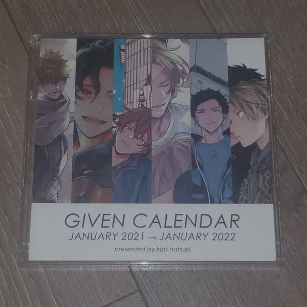 [BUNJANG] Given Acrylic Stand Calendar 2021-2022 / 기븐 아크릴 스탠드 캘린더 달력 2021 2022