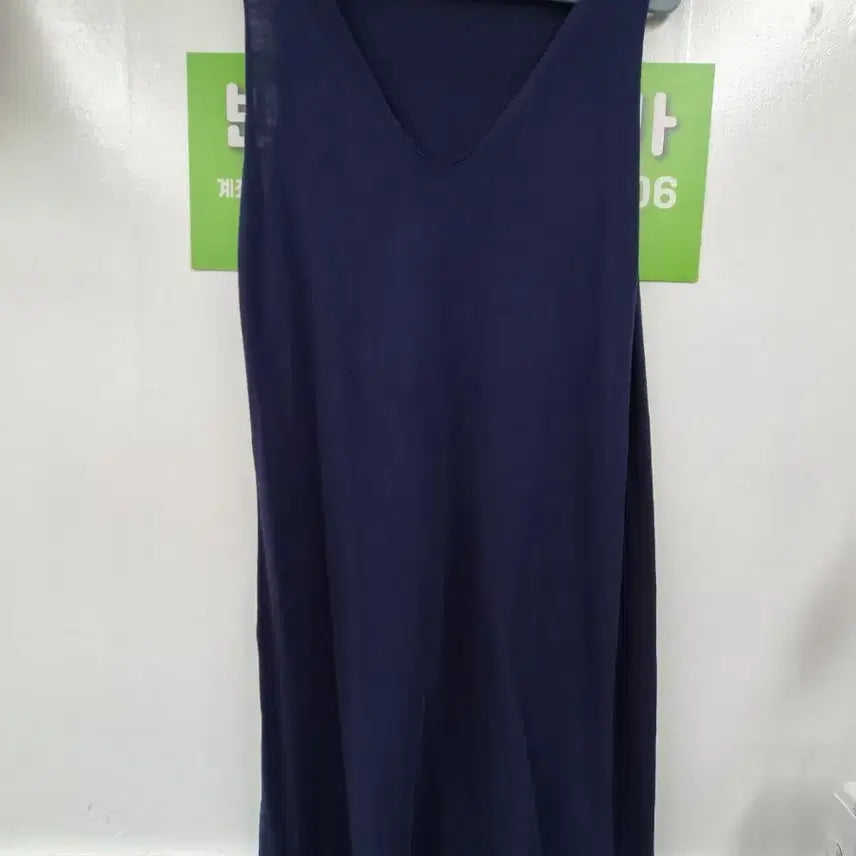 [BUNJANG] Stefanel V-Neck Sleeveless Midi Dress Navy / 스테파넬 브이넥 민소매 원피스 네이비