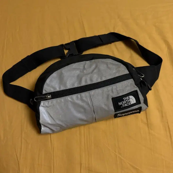 [BUNJANG] Supreme x The North Face SS13 Reflective Lumbar Pack / 슈프림 x 더 노스 페이스 루 II 럼버 팩