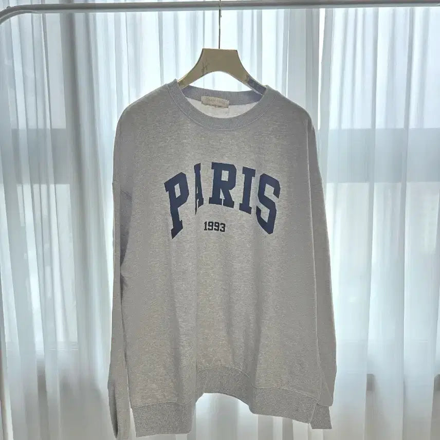 [BUNJANG] Paris 1993 Lettering Sweatshirt / 파리 1993 맨투맨