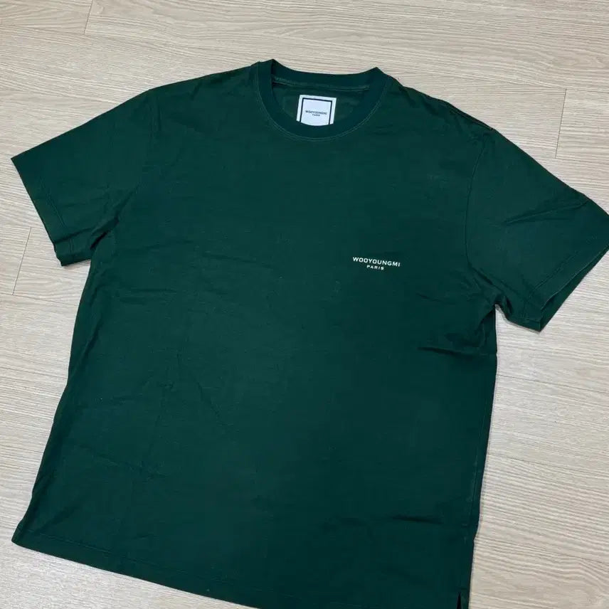[BUNJANG] Wooyoungmi 23FW Cotton Square Label T-shirt Green / [46] 우영미 23FW 코튼 스퀘어 라벨 티셔츠 그린