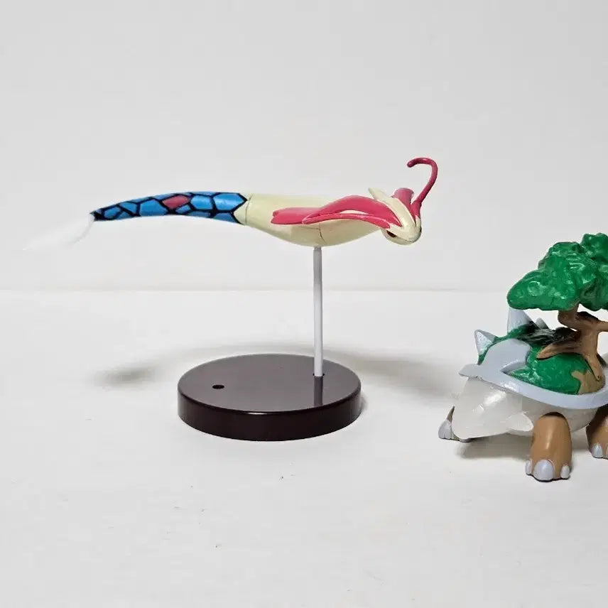 [BUNJANG] Pokemon 3D Diorama Figure Milotic & Torterra (Partial Resin Replica) / 택포13만,희귀품)1:40 포켓몬스터 입체도감 피규어 밀로틱 유영,토대부기(일부 레진복제)