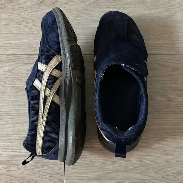 [BUNJANG] Asics Shoes / 아식스 240 판매