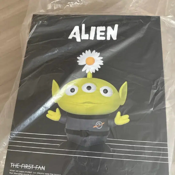 [BUNJANG] PEACEMINUSONE x Toy Story Alien Figure / 피스마이너스원 토이스토리 알린 피규어