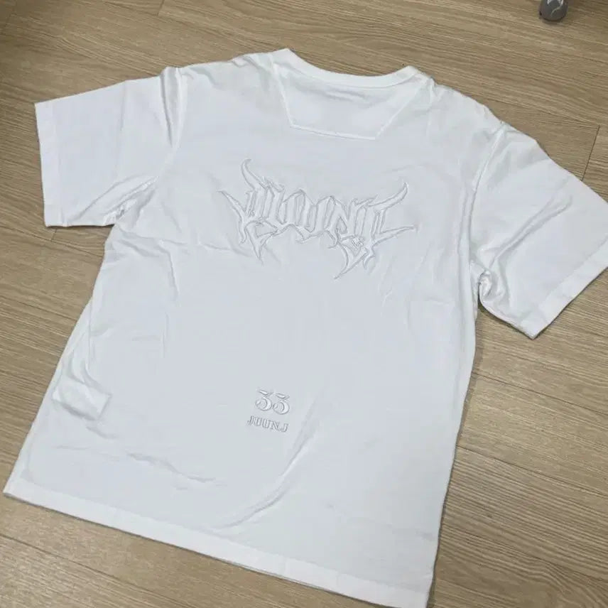 [BUNJANG] Juun.J 24SS Embroidered T-Shirt White / [S] 준지 24SS 자수 티셔츠 화이트