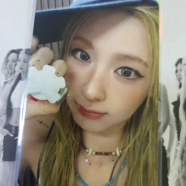 [BUNJANG]  (G)I-DLE Miyeon Gimme Dat Love 2nd Week Studio Photocard / 아이들 미연 Gimme Dat Love 2주차 공방포카 양도합니다.