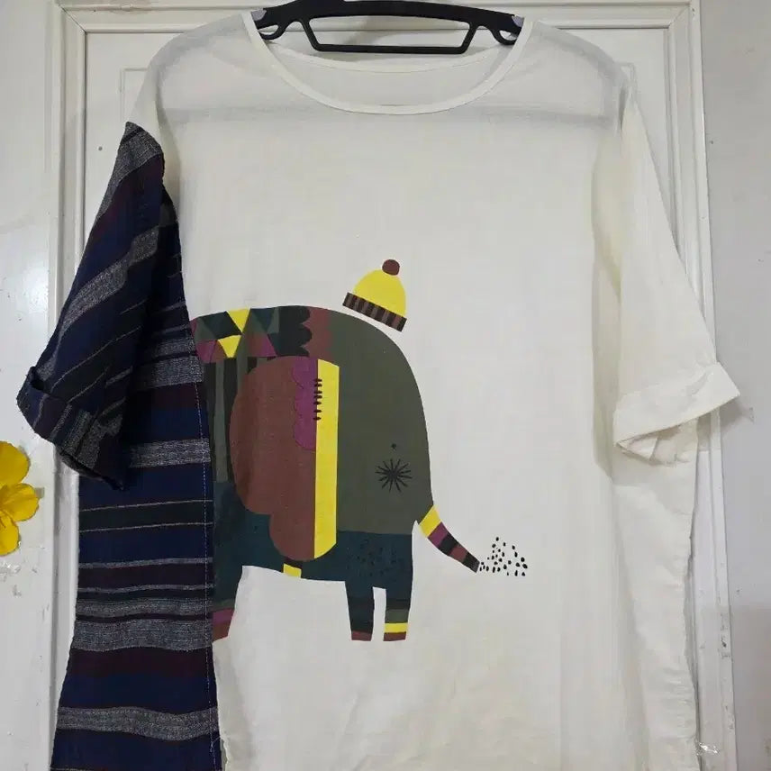 [BUNJANG] Cotton Blouse with Elephant Print and Contrast Sleeves / 여름 시원한 고급스러운 핏이이쁜  면  블라우스  88까지
