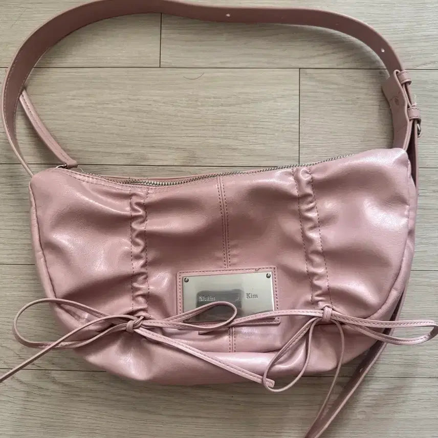 [BUNJANG] Matinkim Half Shirring Round Bag Pink / 이번주만 이 가격) 거의 새상품급 마뗑킴 하프 셔링 라운드백 핑크