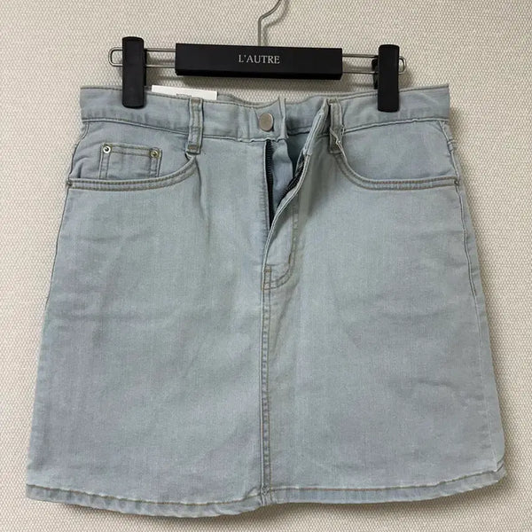 [BUNJANG] Light Wash Denim Skirt Pants - L Size / 연청 치마바지 L (새상품)