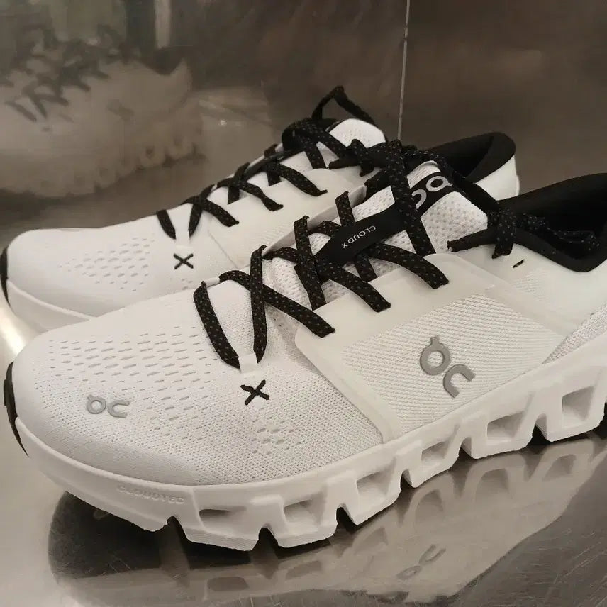 [BUNJANG] On Running Cloud X 5 White Running Shoes / 온러닝 Cloud X 5  화이트