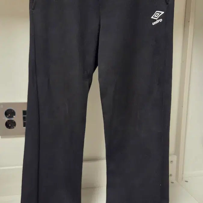 [BUNJANG] Umbro Cotton Training Pants / (옷장 대방출)엄브로 면 트레이닝 바지 팬츠 팝니다(A급!)