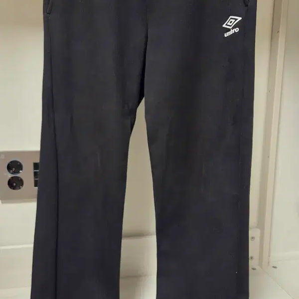 [BUNJANG] Umbro Cotton Training Pants / (옷장 대방출)엄브로 면 트레이닝 바지 팬츠 팝니다(A급!)