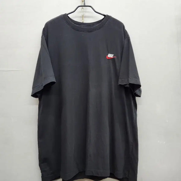 [BUNJANG] Nike Swoosh Mini Logo Embroidered T-Shirt XXL / 나이키 스우시 미니로고 자수 반팔티 XXL(XL~2XL)