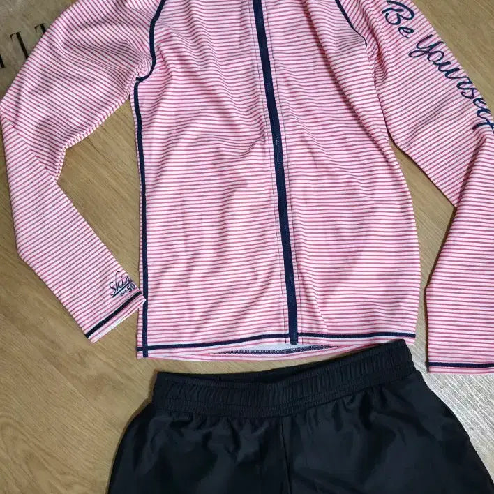 [BUNJANG] Kids Rash Guard Set / 아동 래쉬가드 세트 각