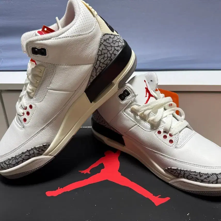 [BUNJANG] Nike Air Jordan 3 Retro White Cement Reimagined / 조던 3 레트로 화이트 시멘트 리이매진드 260