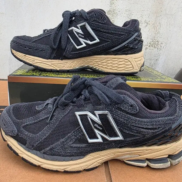 [BUNJANG] New Balance 1906R Black Taupe / 뉴발란스 1906R 블랙 타오스 토프 225