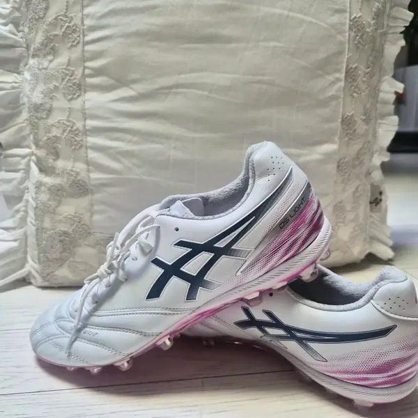 [BUNJANG] ASICS DS LIGHT Football Boots White Pink / 아식스 DS LIGHT 축구화 흰색 핑크