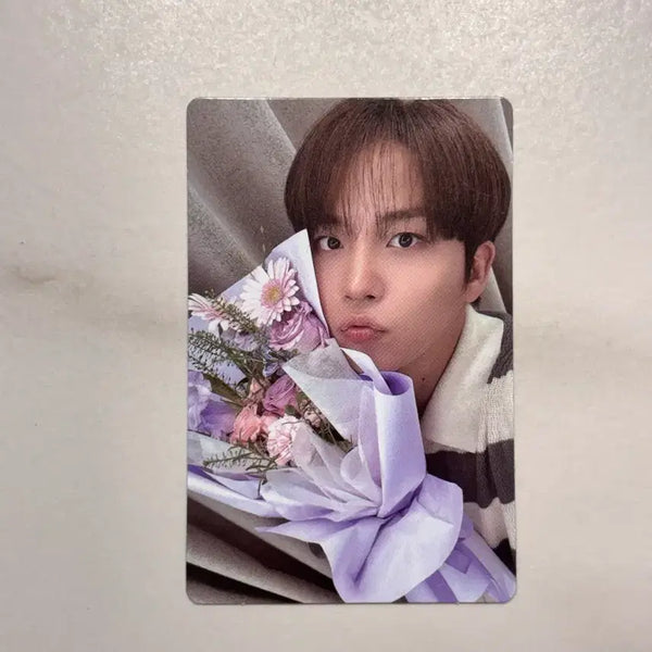 [BUNJANG] ATEEZ Jongho Golden Hour 5 TOKTOQ POB Photocard Flower Bouquet / 에이티즈 종호 골든아워5 TOKTOQ 특전 포토카드 꽃다발