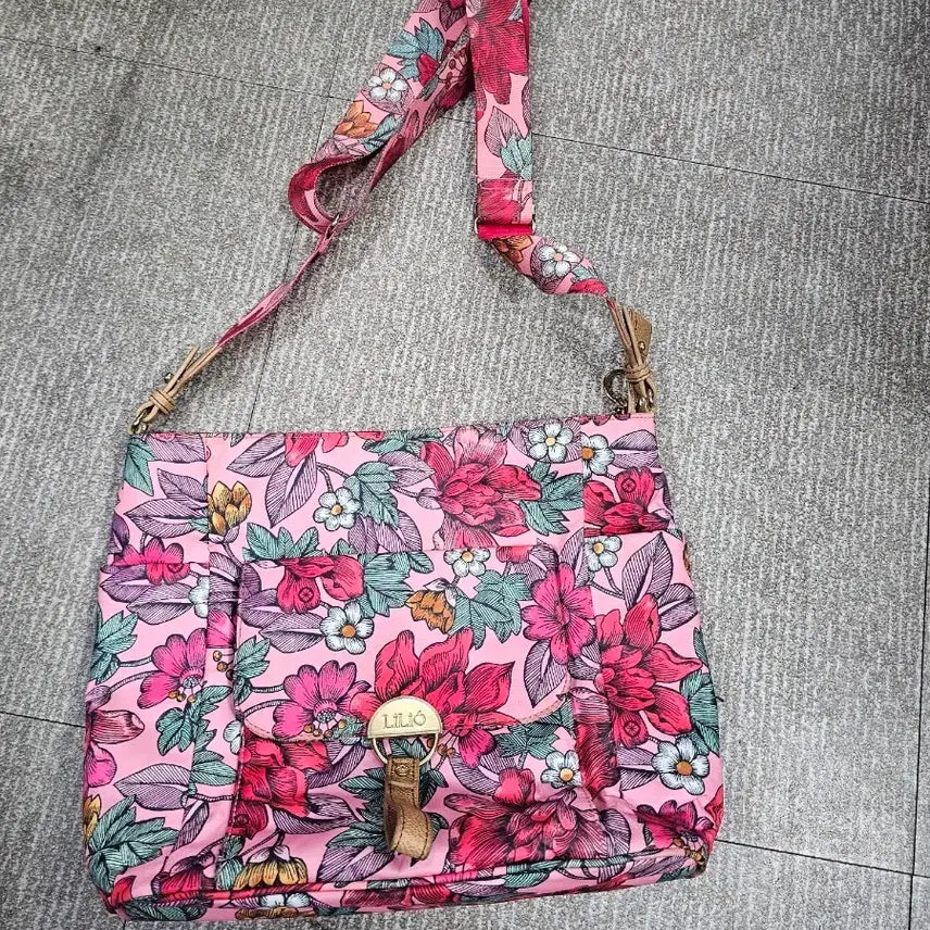 [BUNJANG] Oilily Shoulder Bag / 오일릴리 가방