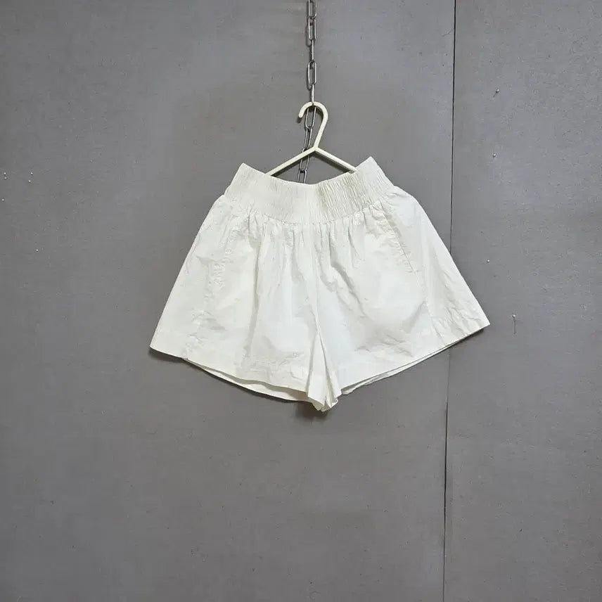[BUNJANG] Beaded Detail Shorts - Size S / 투명비드장식 넘이쁜 반바지 S   n7705