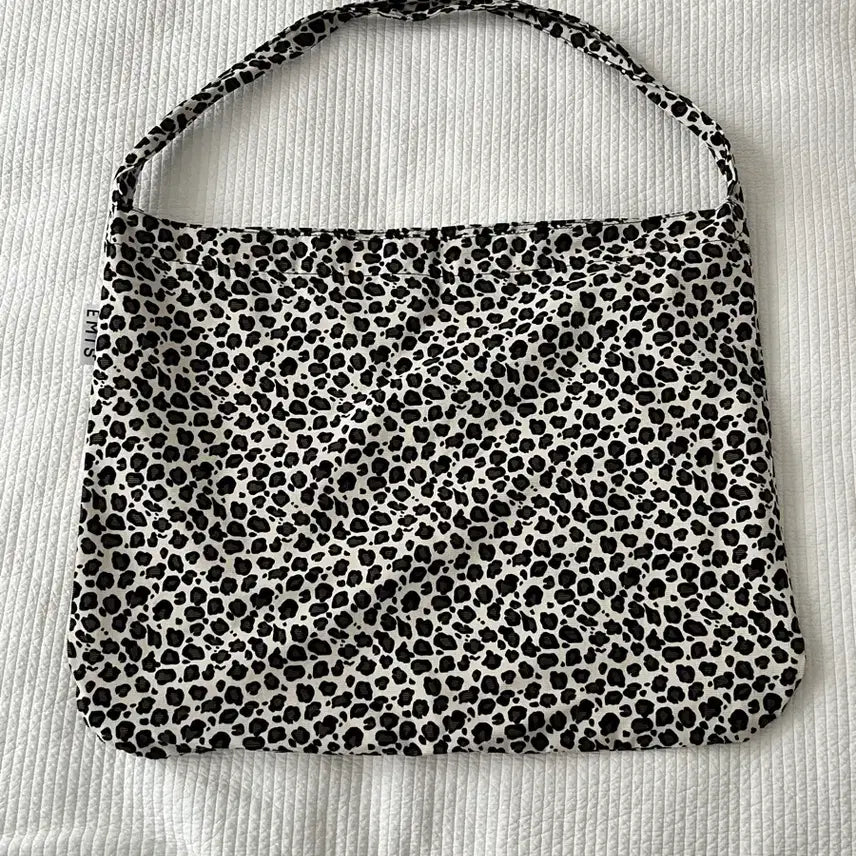[BUNJANG] Emis Leopard Corduroy Eco Bag White / 이미스 레오파드 코듀로이 에코백 화이트