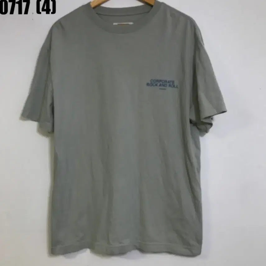 [BUNJANG] Vivastudio Khaki Short Sleeve T-Shirt / 비바스튜디오 카키색 반팔 티셔츠