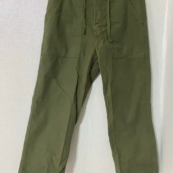 [BUNJANG] Uniqlo Khaki Cotton Pants / 유니클로 카키색 면바지